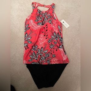 Women’s tankini swimsuit